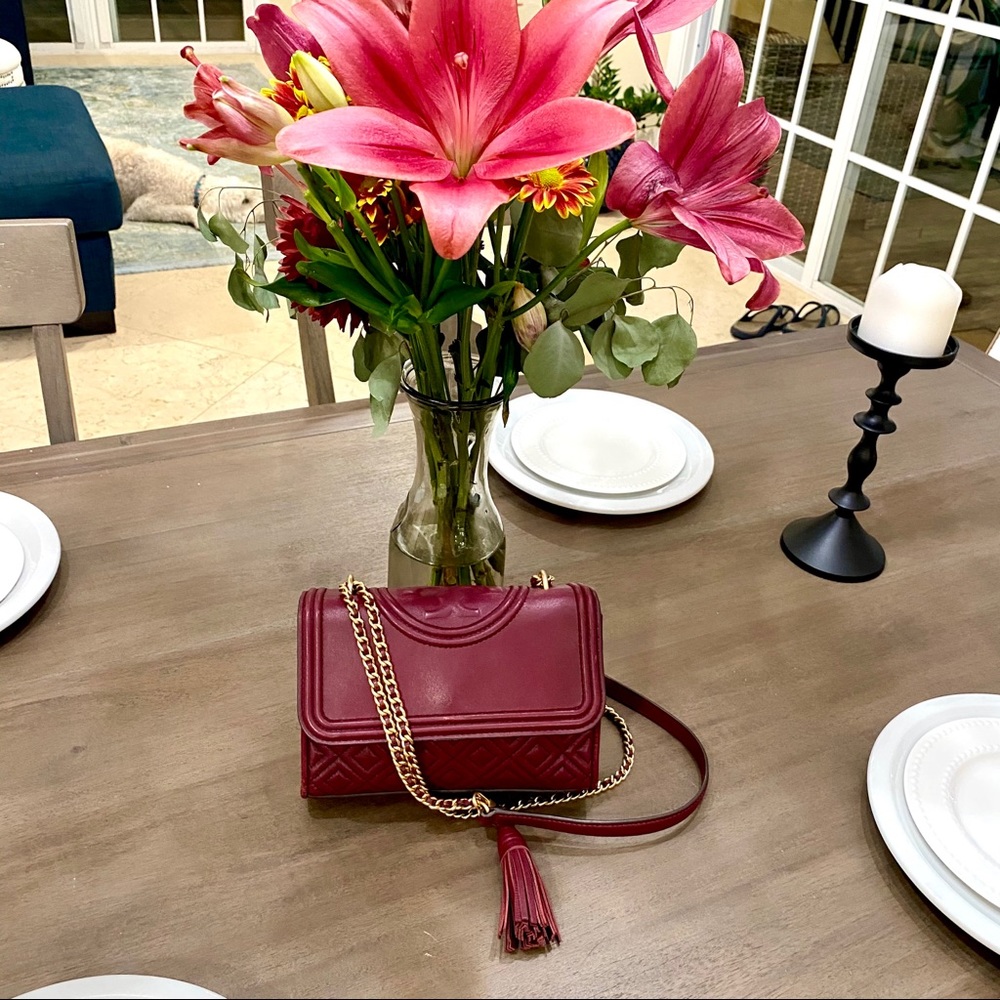 Tory Burch Fleming Garnet Convertible Shoulder Bag - Picture 9 of 16